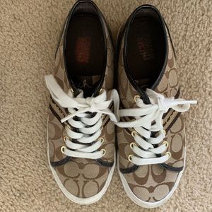 Coach lace up shoes